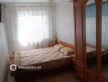 3-комнатная квартира, этаж 3 из 5, 58 м²