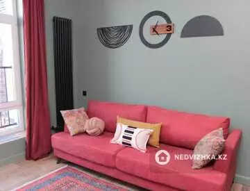 3-комнатная квартира, этаж 8 из 10, 70 м²