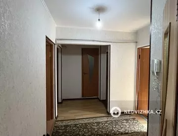 3-комнатная квартира, этаж 1 из 5, 74 м²