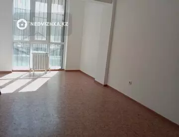 3-комнатная квартира, этаж 1 из 9, 81 м²