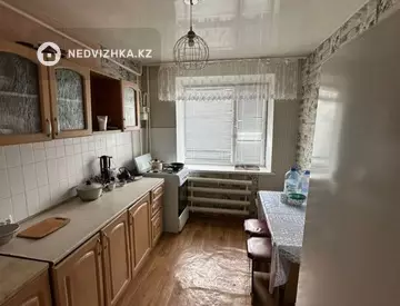 3-комнатная квартира, этаж 4 из 14, 66 м²