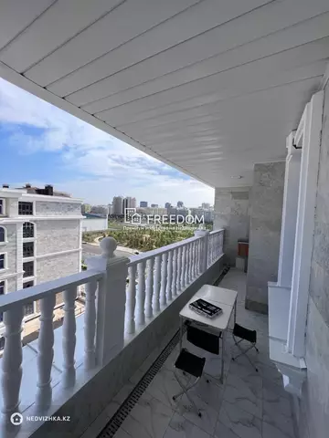 4-комнатная квартира, этаж 6 из 6, 151 м²