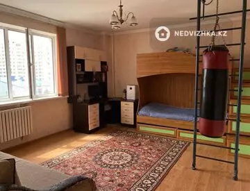 3-комнатная квартира, этаж 5 из 9, 94 м²