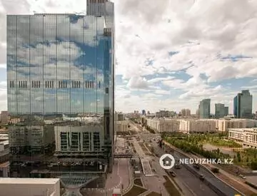 3-комнатная квартира, этаж 16 из 17, 111 м²