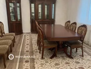 3-комнатная квартира, этаж 8 из 18, 120 м²