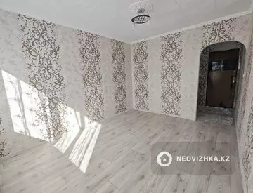 1-комнатная квартира, этаж 4 из 4, 17 м²