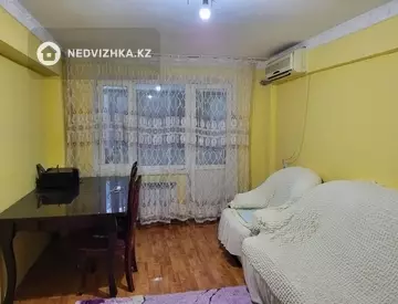 4-комнатная квартира, этаж 2 из 5, 80 м²