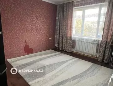 3-комнатная квартира, этаж 4 из 16, 80 м²