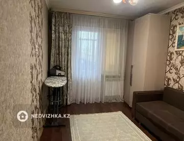 3-комнатная квартира, этаж 4 из 16, 80 м²