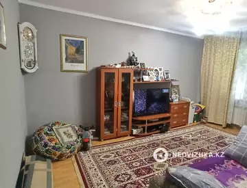 2-комнатная квартира, этаж 2 из 8, 58 м²