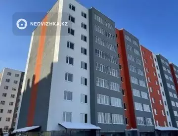 1-комнатная квартира, этаж 1 из 8, 36 м²