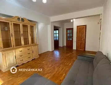 70.3 м², 3-комнатная квартира, этаж 2 из 5, 70 м², изображение - 19