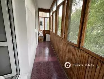 3-комнатная квартира, этаж 2 из 5, 70 м²