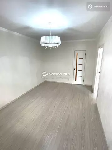 2-комнатная квартира, этаж 2 из 9, 50 м²