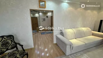 4-комнатная квартира, этаж 10 из 12, 138 м²