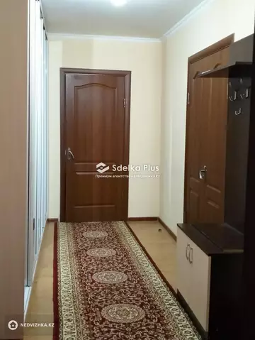 2-комнатная квартира, этаж 9 из 18, 74 м²