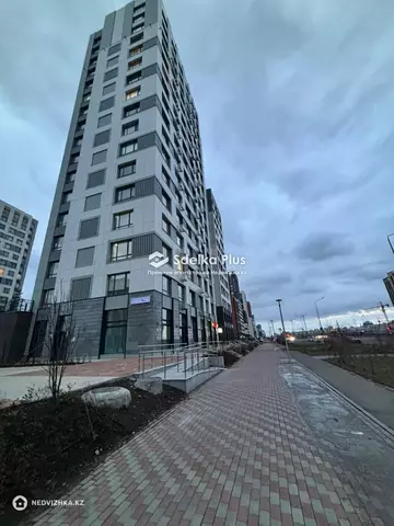 1-комнатная квартира, этаж 15 из 17, 40 м²