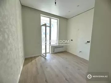 1-комнатная квартира, этаж 8 из 16, 39 м²