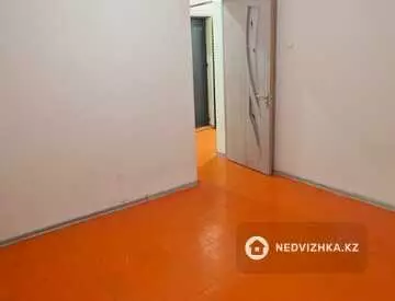 2-комнатная квартира, этаж 1 из 5, 50 м²