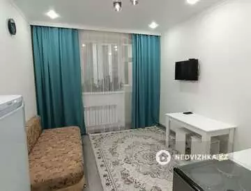 1-комнатная квартира, этаж 4 из 9, 23 м²