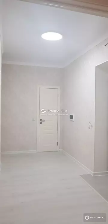 2-комнатная квартира, этаж 4 из 12, 65 м²