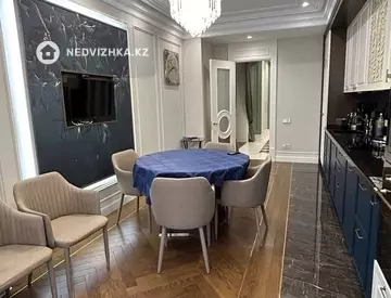 4-комнатная квартира, этаж 6 из 7, 160 м²