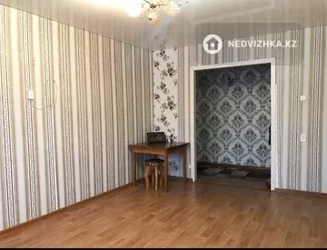 2-комнатная квартира, этаж 2 из 5, 52 м²