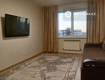 1-комнатная квартира, этаж 10 из 12, 44 м²