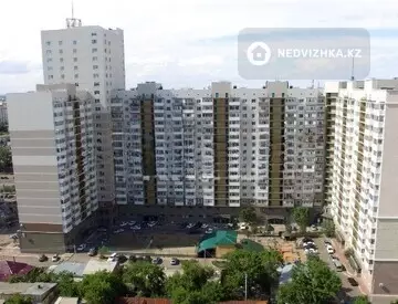 1-комнатная квартира, этаж 11 из 17, 42 м²