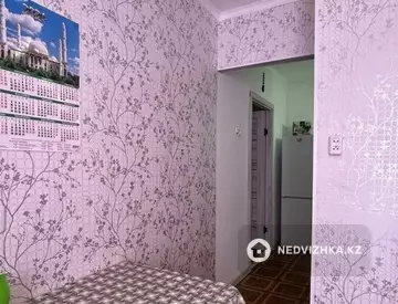 1-комнатная квартира, этаж 3 из 5, 32 м²