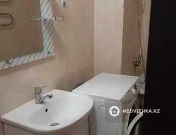 1-комнатная квартира, этаж 9 из 10, 39 м², на длительный срок