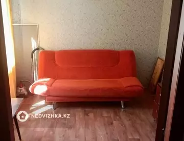 3-комнатная квартира, этаж 4 из 5, 48 м²