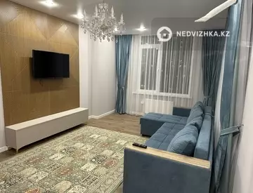 2-комнатная квартира, этаж 8 из 19, 60 м², на длительный срок