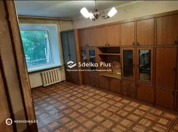 3-комнатная квартира, этаж 3 из 5, 62 м²