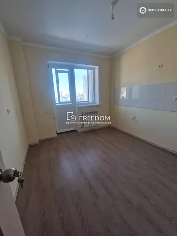 1-комнатная квартира, этаж 11 из 14, 33 м²