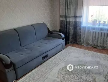 2-комнатная квартира, этаж 3 из 5, 60 м²