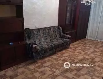 2-комнатная квартира, этаж 3 из 5, 55 м²