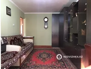 1-комнатная квартира, этаж 2 из 4, 33 м², на длительный срок