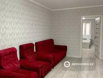 3-комнатная квартира, этаж 4 из 5, 60 м²