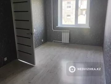 2-комнатная квартира, этаж 4 из 5, 45 м²