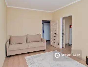 1-комнатная квартира, этаж 10 из 22, 36 м²