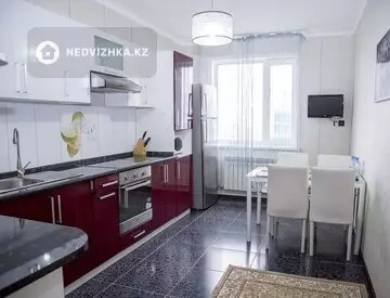 1-комнатная квартира, этаж 6 из 9, 40 м², посуточно