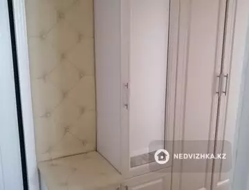 2-комнатная квартира, этаж 6 из 9, 60 м², посуточно