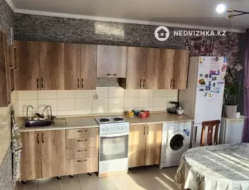 2-комнатная квартира, этаж 4 из 9, 48 м²