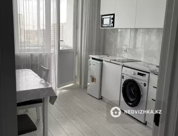 1-комнатная квартира, этаж 8 из 9, 40 м²