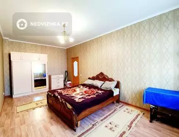 2-комнатная квартира, этаж 15 из 19, 83 м², на длительный срок