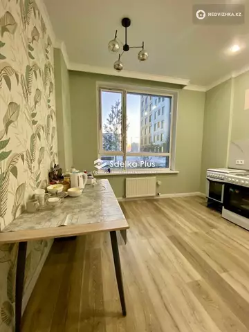 1-комнатная квартира, этаж 2 из 14, 40 м²