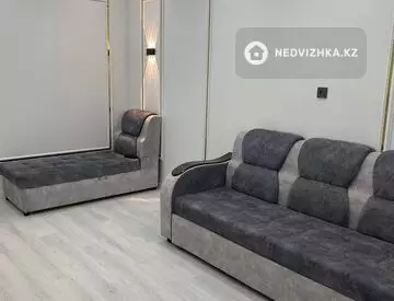 1-комнатная квартира, этаж 8 из 16, 38 м²