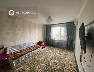 2-комнатная квартира, этаж 10 из 13, 51 м²