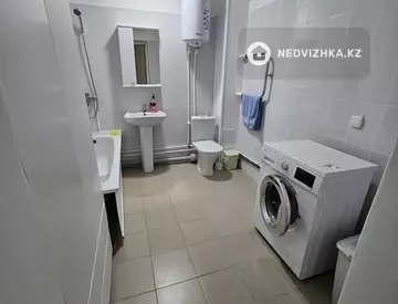 1-комнатная квартира, этаж 9 из 9, 40 м²